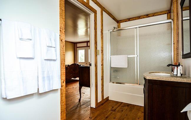 Round Top Hotel Экстерьер фото